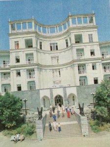 199922_209897379027242_6635431_n